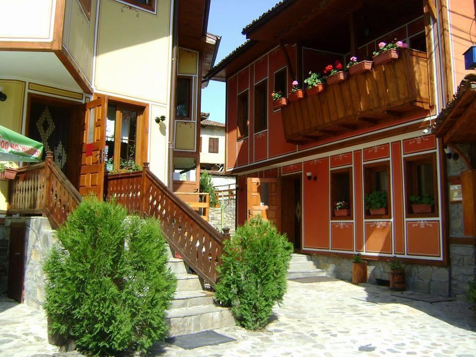 Guest House Todorini Kashti Koprivshtitsa Bagian luar foto