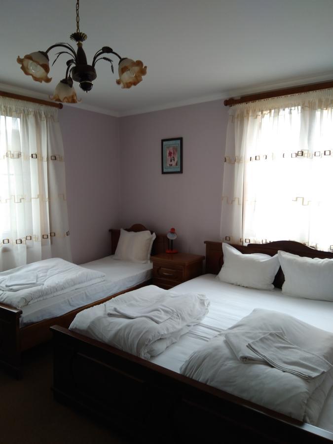 Guest House Todorini Kashti Koprivshtitsa Bagian luar foto